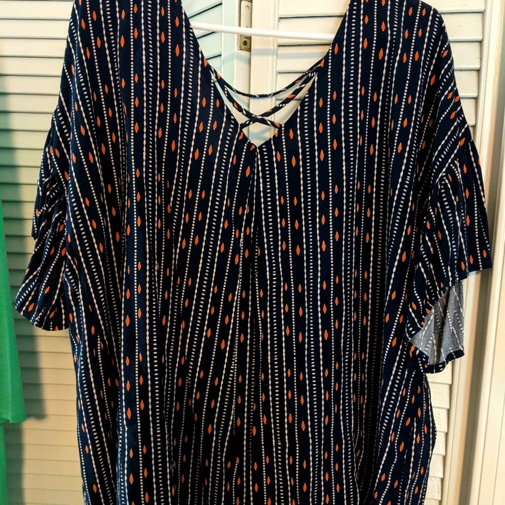 Navy Patterned Top w/ Flutter Sleeves